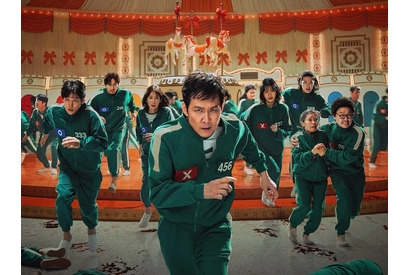 イ・ジョンジェとイ・ビョンホン、血飛沫舞う対立の結末は。Netflix『イカゲーム』シーズン2の予告編公開 画像