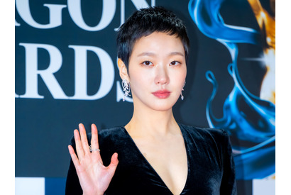 “破格イメチェン”も話題に！女優キム・ゴウン、「今年の女性映画人賞」で演技賞を受賞 画像