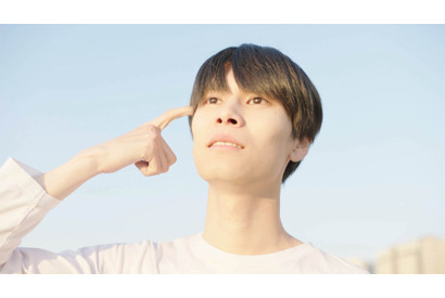 北村匠海監督作『世界征服やめた』2月7日公開決定 光と影を描く場面写真解禁 画像