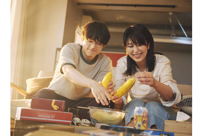 松たか子＆松村北斗の温かい日常とキュンシーン『ファーストキス』場面写真一挙公開 画像