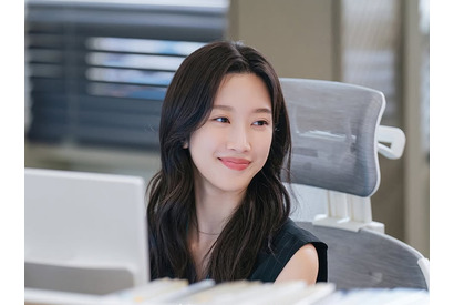 ラブコメ女神が再び降臨！“デキる女”ムン・ガヨンの黒歴史が気になる『あいつは黒炎龍』スチール写真公開 画像