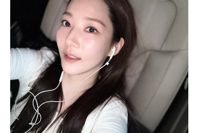 【韓国女優】日本ドラマのリメイク作に挑むパク・ミニョン、美肌ドアップ自撮り公開【写真】 画像