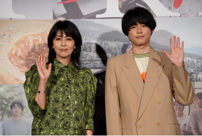 松たか子＆松村北斗『ファーストキス 1ST KISS』大ヒットに喜びと感謝　公開10日間で動員54万人突破 画像