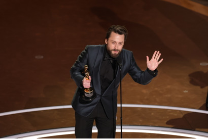 【第97回アカデミー賞】助演男優賞は『リアル・ペイン～心の旅～』のキーラン・カルキンが初受賞 画像