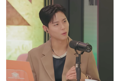 『おつかれさま』の配信控えたパク・ボゴム、“話が通じる”同い年のIUを称賛！「本当に素晴らしかった」 画像