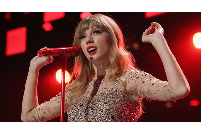 テイラー・スウィフト、エド・シーラン専用の寝室を用意するため自宅を改装予定 画像