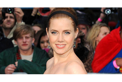 エイミー・A、『マン・オブ・スティール』プレミアでヴァレンティノのドレス姿を披露 画像