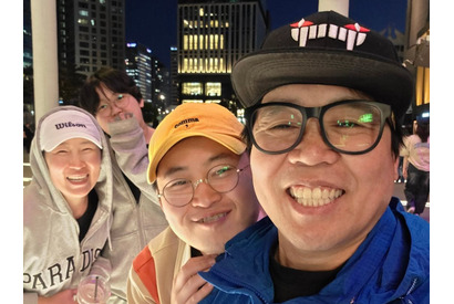 『太陽を抱く月』出演俳優、親孝行過ぎる息子のおかげで一家団欒のひととき！“素敵な家族”【PHOTO】 画像