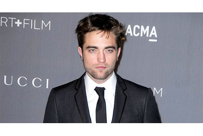 ロバート・パティンソン、クリステン・スチュワートとの破局を乗り越えるために作曲中 画像