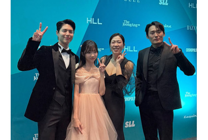 『おつかれさま』再会ショット公開、司会も演技も光ったパク・ボゴムの百想エピソード 画像