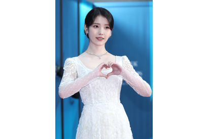 「おつかれさま」のIUやパク・ボゴム…俳優陣が自身のSNSで第61回百想芸術大賞授賞式をふり返る 画像