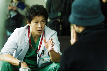 小栗旬＆松坂桃李ら熱い演技を生み出す『フロントライン』撮影の裏側 画像