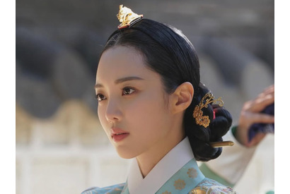 涙誘う名演に絶賛…時代劇『鬼宮』で“中殿”演じたハン・ソウン、感謝の言葉とともに有終の美 画像