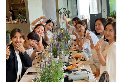 チェ・ジウの50歳の誕生日に“芸能界の親友たち”が集結！輝かしい30年来の友情【PHOTO】 画像