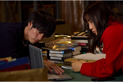 菅野美穂＆赤楚衛二登壇、謎を解き会場を見つけ出すプレミア開催決定『近畿地方のある場所について』 画像