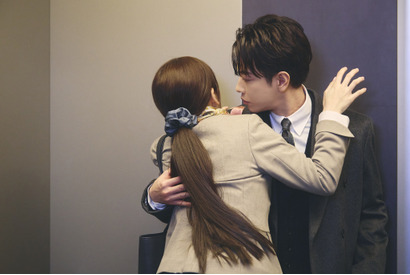 「部長メロすぎ」「たった数分で衝撃」ついに配信開始「私の夫と結婚して」原作ファンからも太鼓判 画像