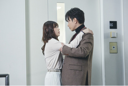 「私の夫と結婚して」白石聖“麗奈”が佐藤健“部長”にアプローチ開始…3話＆4話の展開は!? 画像