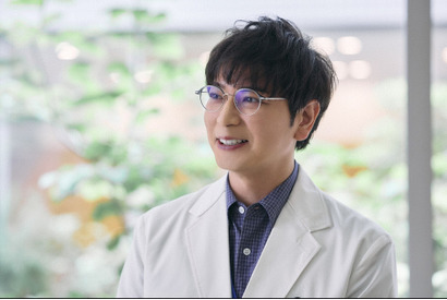 「涙が溢れた」「救われる」松本潤“徳重”の患者に寄り添う姿に感動の声上がる…「19番目のカルテ」2話 画像