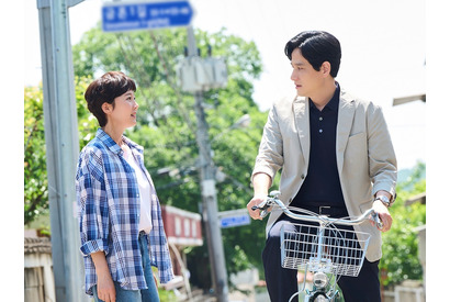 ヨム・ジョンア主演『初、恋のために』が描く人生の第2幕、涙と再生のヒーリングラブストーリー 画像