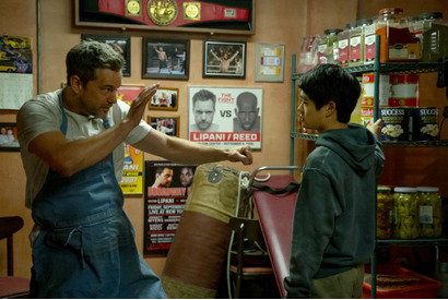 ピザ作りでカンフー修行!?『ベスト・キッド：レジェンズ』本編映像 画像