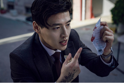 リアルタイム配信で連続殺人鬼に迫る！カン・ハヌル主演『殺人配信』予告映像 画像