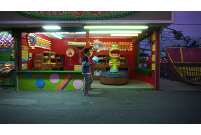 「クイアの若者による自分探しの旅」新鋭監督ジェーン・シェーンブルンが語る『テレビの中に入りたい』特別映像 画像