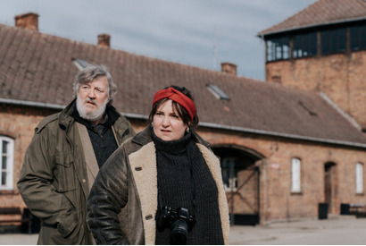 ホロコーストを生き抜いた父とNY育ちの娘の家族の歴史辿る旅描く『旅の終わりのたからもの』2026年1月公開 画像