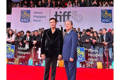 イ・ビョンホン、トロント国際映画祭で“韓国俳優初”の特別功労賞を受賞！「この映画は必ず観るべき」 画像