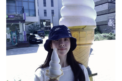 『イ・サン』女優ハン・ジミン、休憩中の“ささやかな幸せ”に反響「めっちゃかわいい」【PHOTO】 画像