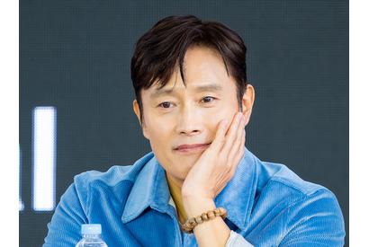 夫婦役のイ・ビョンホンとソン・イェジン、実は夫婦同士のゴルフ仲間だった！「初共演の気がせず…」 画像