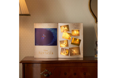 ディズニー映画『ファンタジア』の名曲が流れるブック型ライトほか、公開85周年記念商品登場 画像