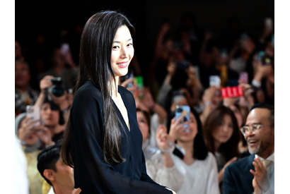 “ロマンスの神様”チョン・ジヒョンの魅力をゼッタイ必見6選で大解剖 画像