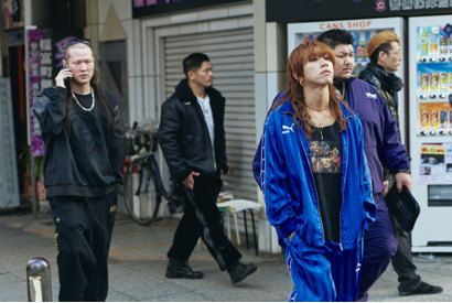 佐久間大介＆渋谷龍太“夜の世界で生きる危うい男たち”捉える『ナイトフラワー』場面写真 画像