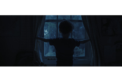 深夜2時17分、忽然と消えた…両腕を広げて走る子どもたち捉える『WEAPONS／ウェポンズ』場面写真 画像