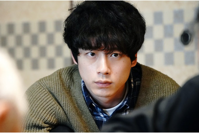 坂口健太郎の秘蔵メイキング＆インタビュー映像を特別公開『盤上の向日葵』QRコード付き上映決定 画像