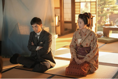 「ばけばけ」クイズ大会「錦織さん…惨敗」「蝶ネクタイが曲がってる」　ヘブン＆トキとの心の交流には「すごいな」視聴者感嘆 画像