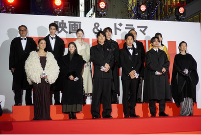 福山雅治「いよいよ公開を迎えるんだな」としみじみ、“バディ”大泉洋とともに新宿のレッドカーペットに登場『映画ラストマン -FIRST LOVE-』 画像