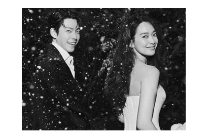 明らかになったキム・ウビン♡シン・ミナ白銀ウェディングの舞台裏「新婦を見つめる新郎の眼差しは…」 画像