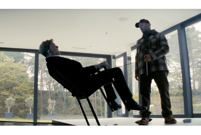 ステイサムがマフィアに恐怖の尋問！山路和弘vs堀内賢雄、吹替ボイス本編シーン公開『ワーキングマン』 画像