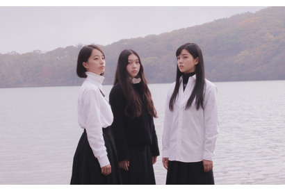 一瞬で過ぎ去る“瑞々しさ”や“美しさ”を映し出す…『白の花実』から辿る少女映画5選 画像