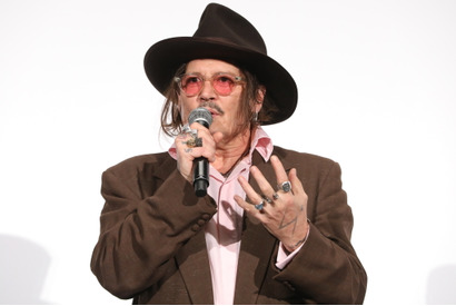 ジョニー・デップ、8年半ぶりの来日＆神対応フォト一挙解禁『モディリアーニ！』 画像