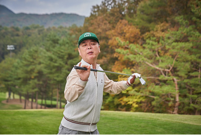 金なし、コネなし、ゴルフ経験なし…ハ・ジョンウが臨む波乱の接待ゴルフの行方は!?『ロビー！』予告編 画像
