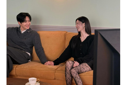手繋いで“和気あいあい”のコ・ユンジョン、キム・ソンホに反響「絵になりすぎる」【PHOTO】 画像