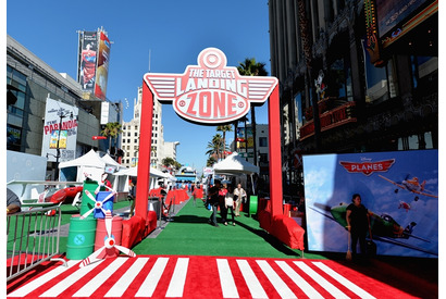 『トップガン』のエドワーズとキルマー、アニメで再び大空へ 画像