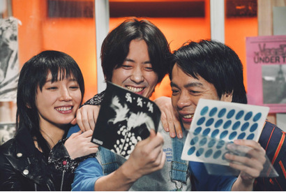 吉岡里帆、仲野太賀らの姿も！峯田和伸＆若葉竜也主演『ストリート・キングダム』場面写真 画像