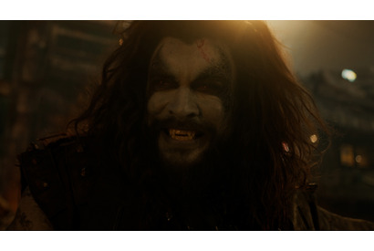 ジェイソン・モモア、ワイルドなオーラまとわせ登場！『スーパーガール』最新映像 画像