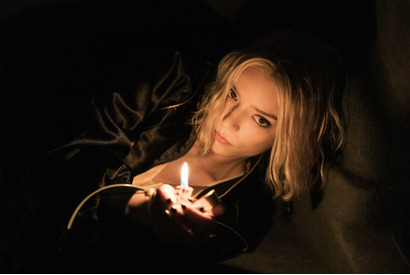 アニャ・テイラー＝ジョイ主演＆製作総指揮、詐欺師の逃亡激を描くApple TV新ドラマ「Lucky」ティザー公開 画像