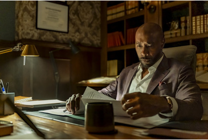 “シャーロック・ホームズの相棒”が病の謎を解き明かす医療ミステリー「ワトソン」日本版予告 画像