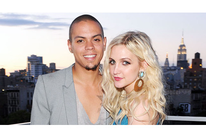 アシュリー・シンプソン、恋人の母ダイアナ・ロスに紹介されて大緊張 画像