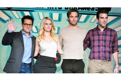 J.J.エイブラムス、ファンのネットからのラブコールに「僕も愛してるよ！」 画像